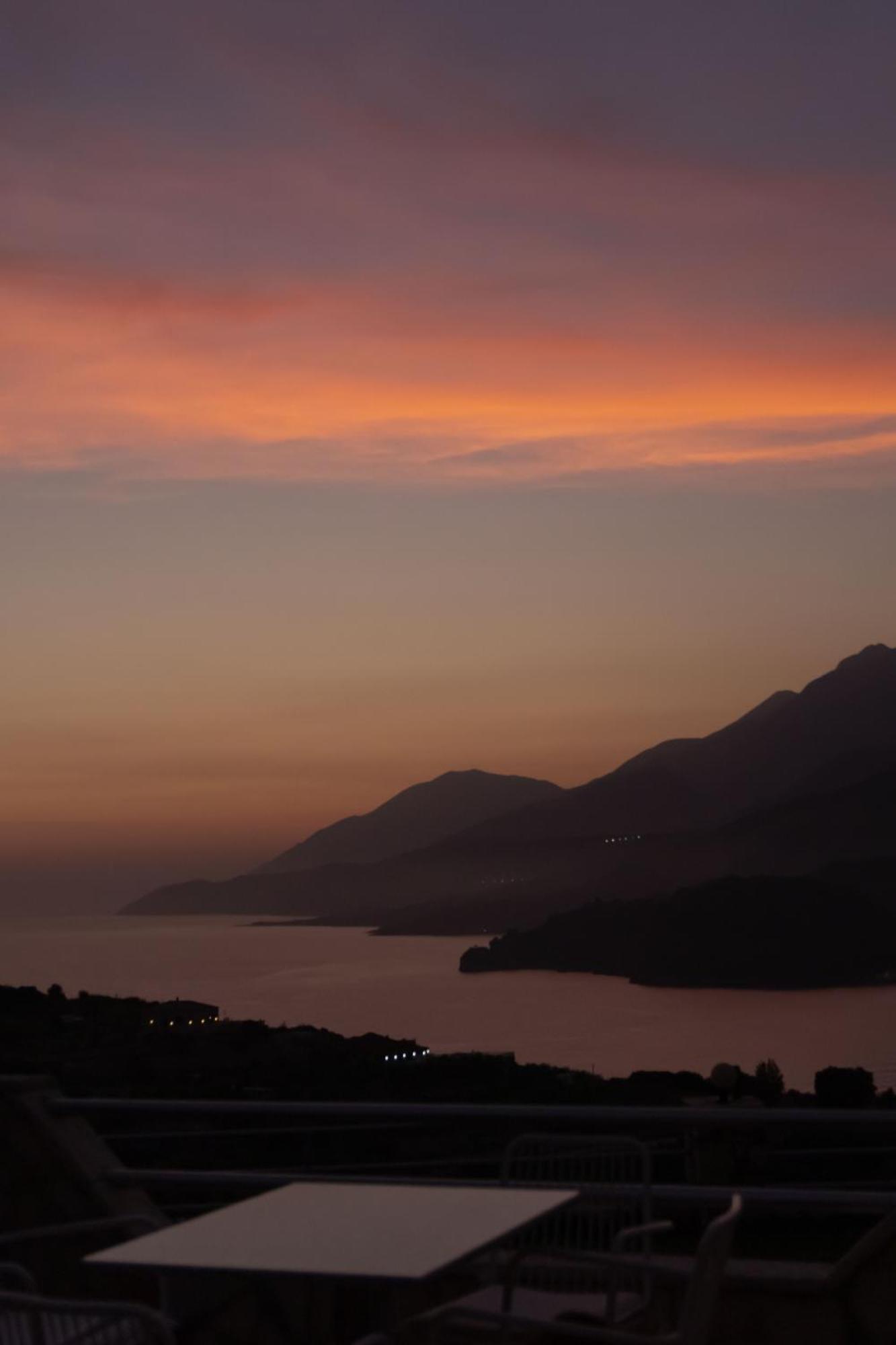Guest house Sunset Serenity Himare